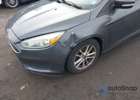 2015 Ford Focus Se z USA, uszkodzony, nr VIN 1FADP3F21FL200454